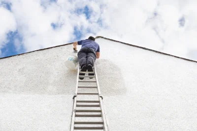 Peinture extérieure à Communay — façades et ravalement